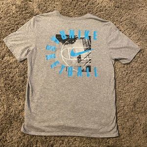 Mens Nike Basketball Tshirt Size M